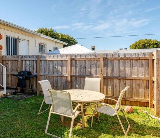 Miami Value And Convenience In The Heart Of Miami Near Downtown And The Beaches Exterior foto